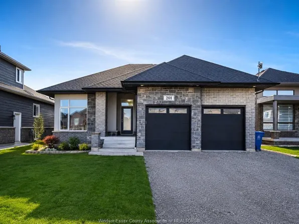 201 Spring St, Lakeshore, ON N8L 0G7