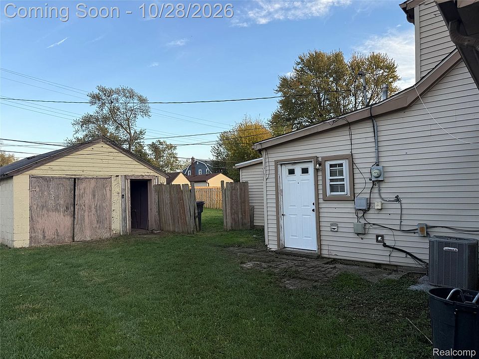 6305 Sylvia St, photo 3