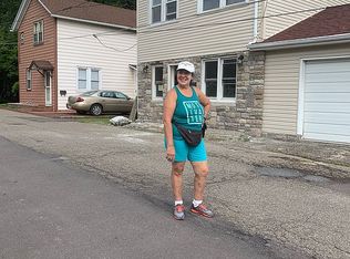 17 E 14th St, Hazleton, PA 18201