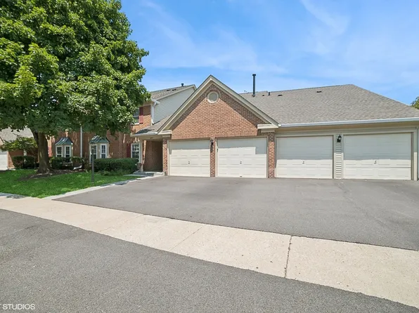 209 Dublin Ln Unit Z2, Schaumburg, IL 60194