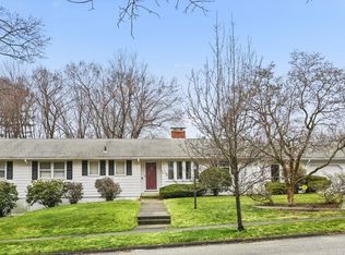 1 Dubiel Dr, Worcester, MA 01609
