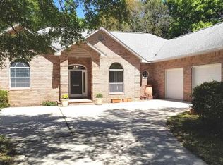 6902 Calle De Caballero, Navarre, FL 32566