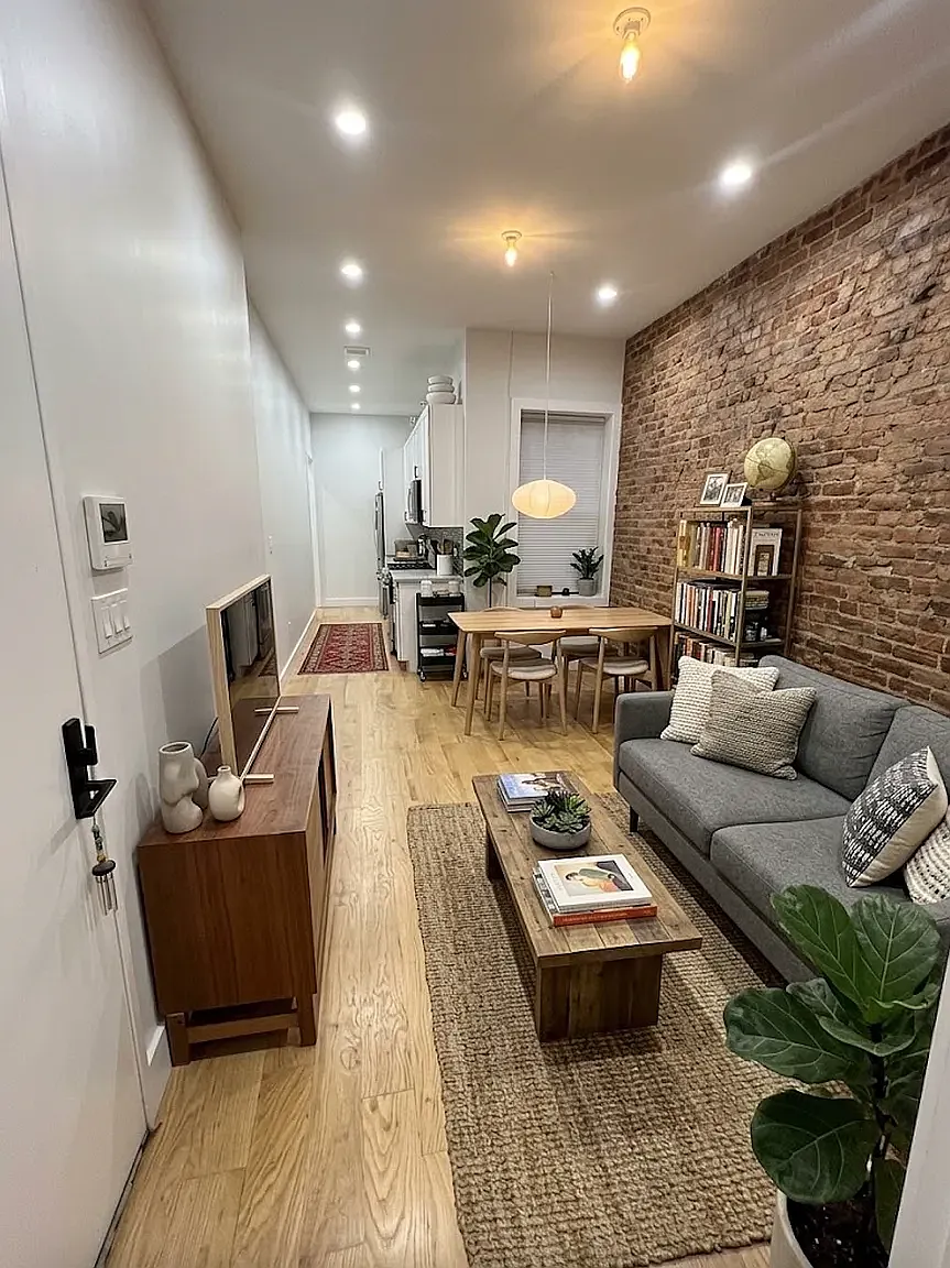 1709 Madison Street — Photo 1