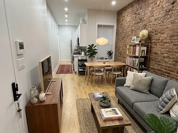 1709 Madison St APT 3R, Ridgewood, NY 11385