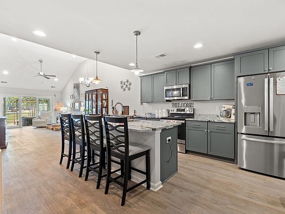 2nd image of 136 Queens Cove Place #B