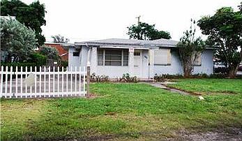 2nd image of 418 NE 19th Ave