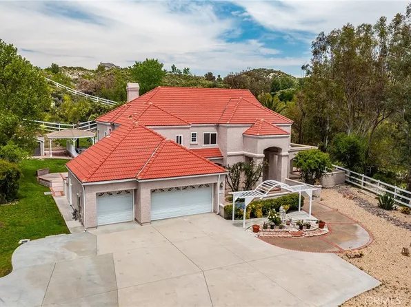 15633 Bronco Dr, Santa Clarita, CA 91387