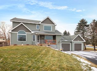 680 N Hay Lake Rd, Eagan, MN 55123