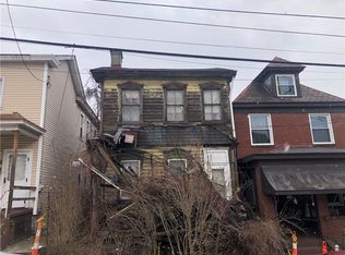 440 4th St, Braddock, PA 15104