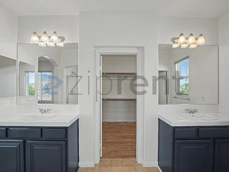 25014 Oliver Way — Photo 27