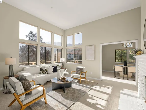 5565 Terra Granada Dr APT 1B, Walnut Creek, CA 94595