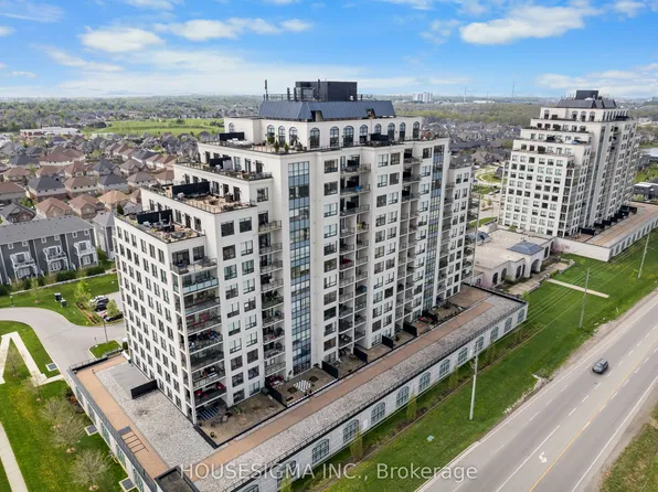 240 Villagewalk Blvd #1302, London, ON N6G 0P6
