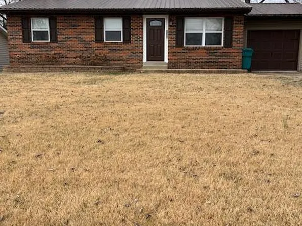 510 Johnson St, Bourbon, MO 65441