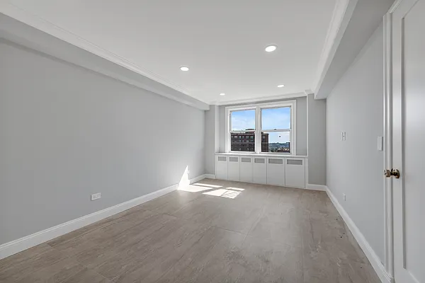 Sold by Coldwell Banker Signature Properties | media 25