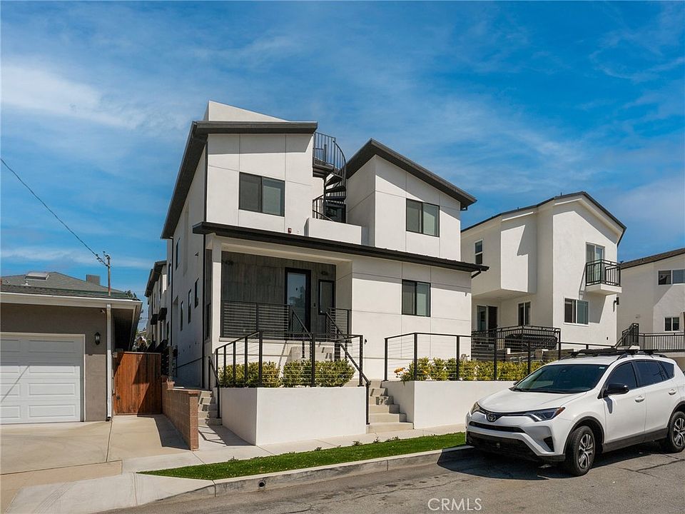 1st image of 438 Sierra St