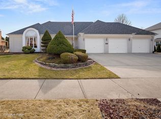 10741 Palos West Dr, Palos Park, IL
