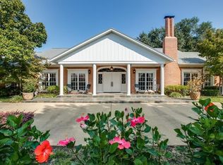 5421 Royal Crest Dr, Dallas, TX 75229