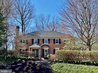 10004 Weatherwood Ct, Potomac, MD 20854