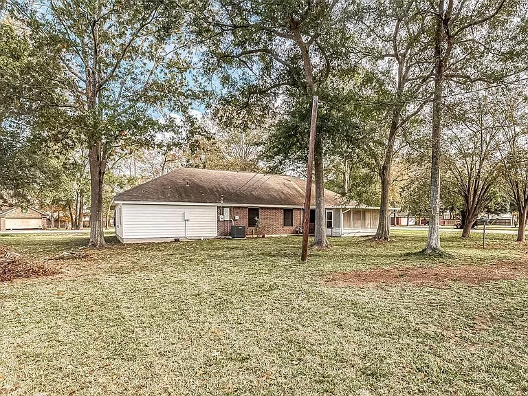 3103 Indian Mound Trl #2 — Photo 14