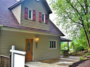 413 Victor St, Penn, PA 15675