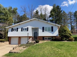 219 Briaridge Dr, Turtle Creek, PA 15145
