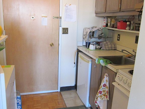 5th image of 45 Longwood Ave Floor 4