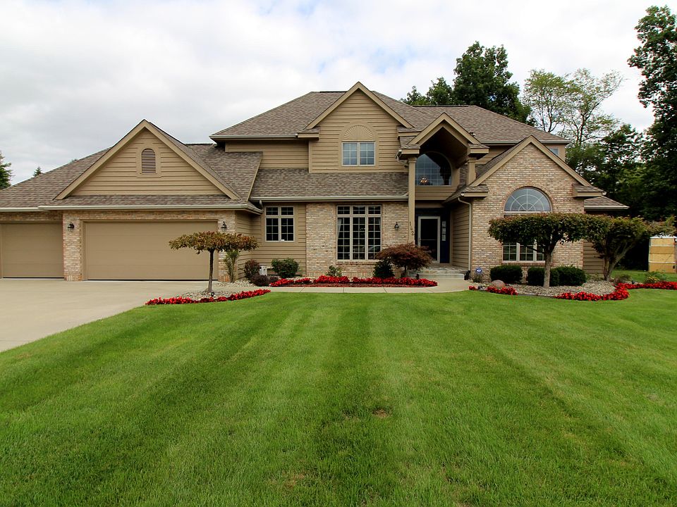 1st image of 142 Deer Path Ln