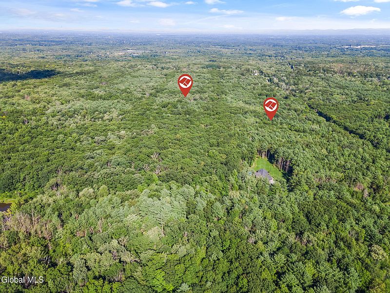 5th image of L28 Sacandaga Road