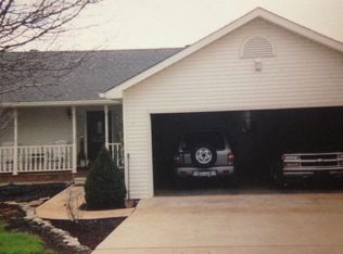 715 Riverbend Trl NE, Charleston, TN 37310