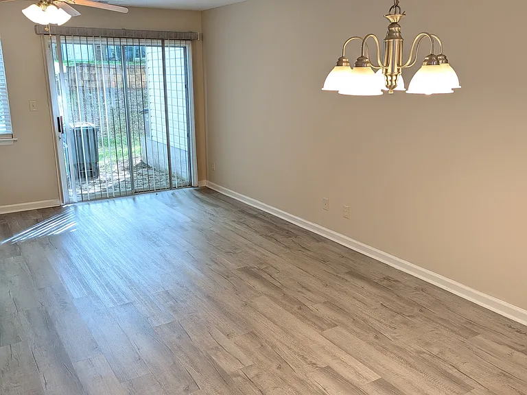 6 Raelans Cir — Photo 14
