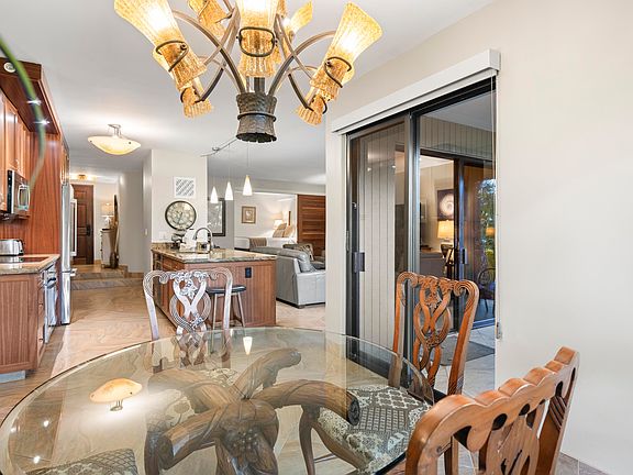 5th image of 50 Nohea Kai Dr #212