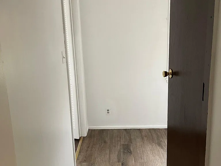 1953 Hunt Ave #3 — Photo 11