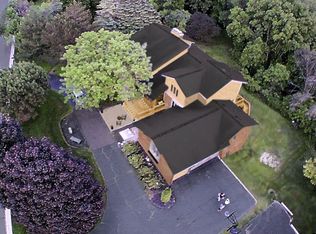 34277 Ramble Hills Dr, Farmington Hills, MI 48331