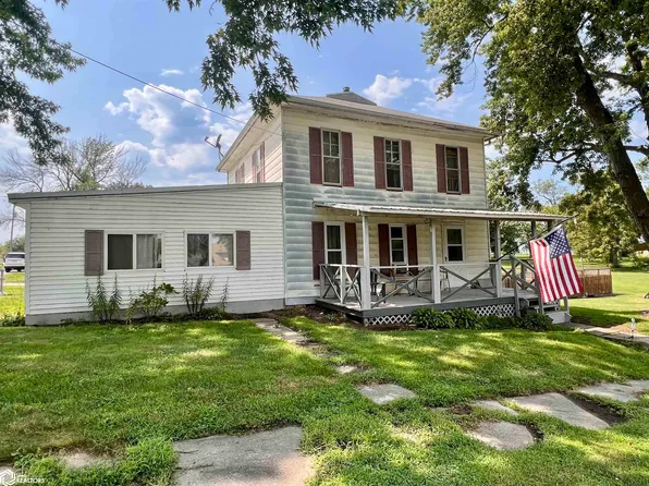 302 Missouri Ave, College Springs, IA 51637