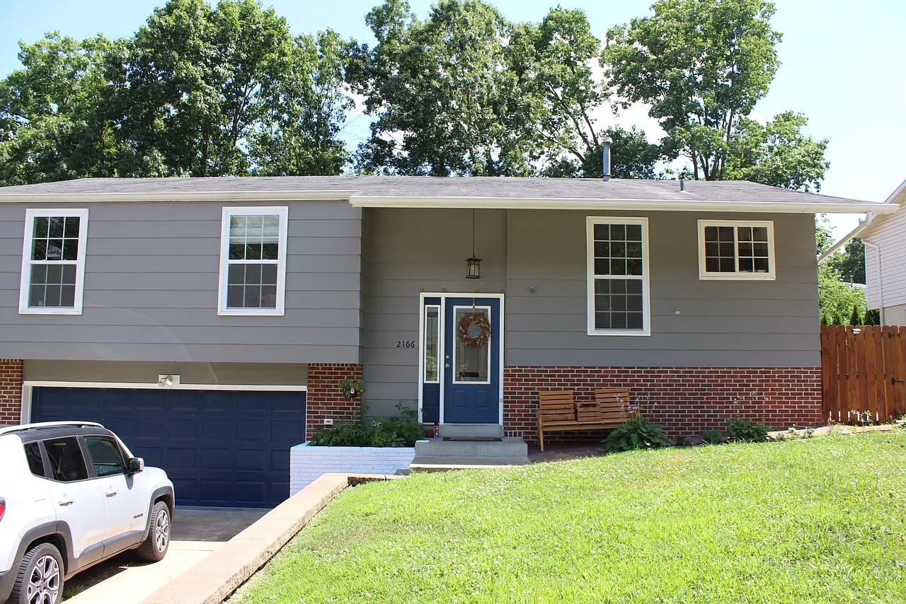 4 bed, 1821 sqft, $2,250 — Photo 1
