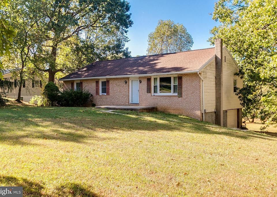 1st image of 9608 Crystal Falls Dr
