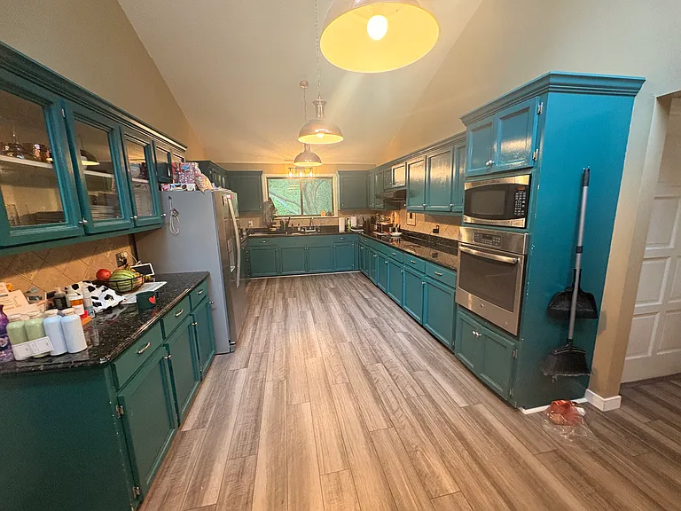 1468 Ridge Rd — Photo 9