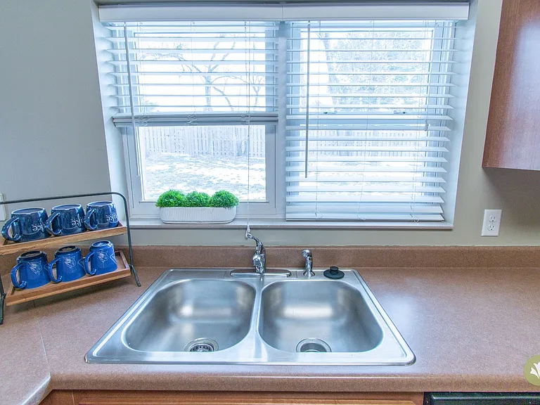 3020 S 72nd St — Photo 50