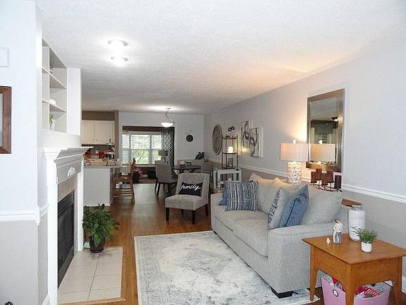 5th image of 605 Arrowhead Trl SE Suite D