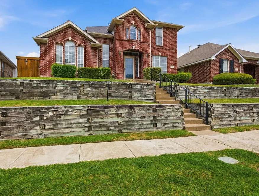 1509 Blair Dr