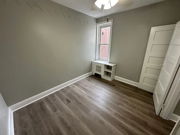 5743 Pemberton St — Photo 13