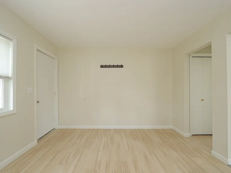 321 Montcalm St #R — Photo 7