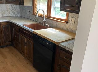 159 Carlton Ave, East Rutherford, NJ 07073