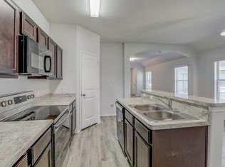 3204 Robin Rd, Ennis, TX 75119