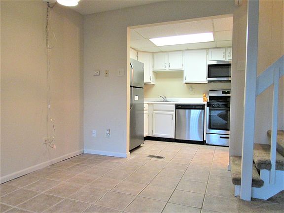 2nd image of 79 Maude Ave APT B