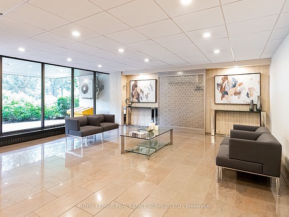 3rd image of 35 Ormskirk Ave #406