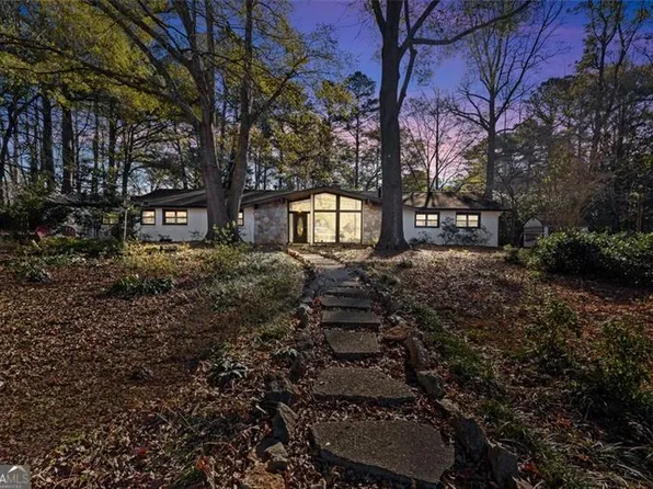 2678 Hummingbird Dr, Duluth, GA 30096