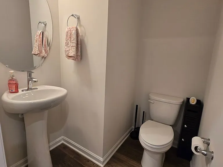 110 Correri St — Photo 5