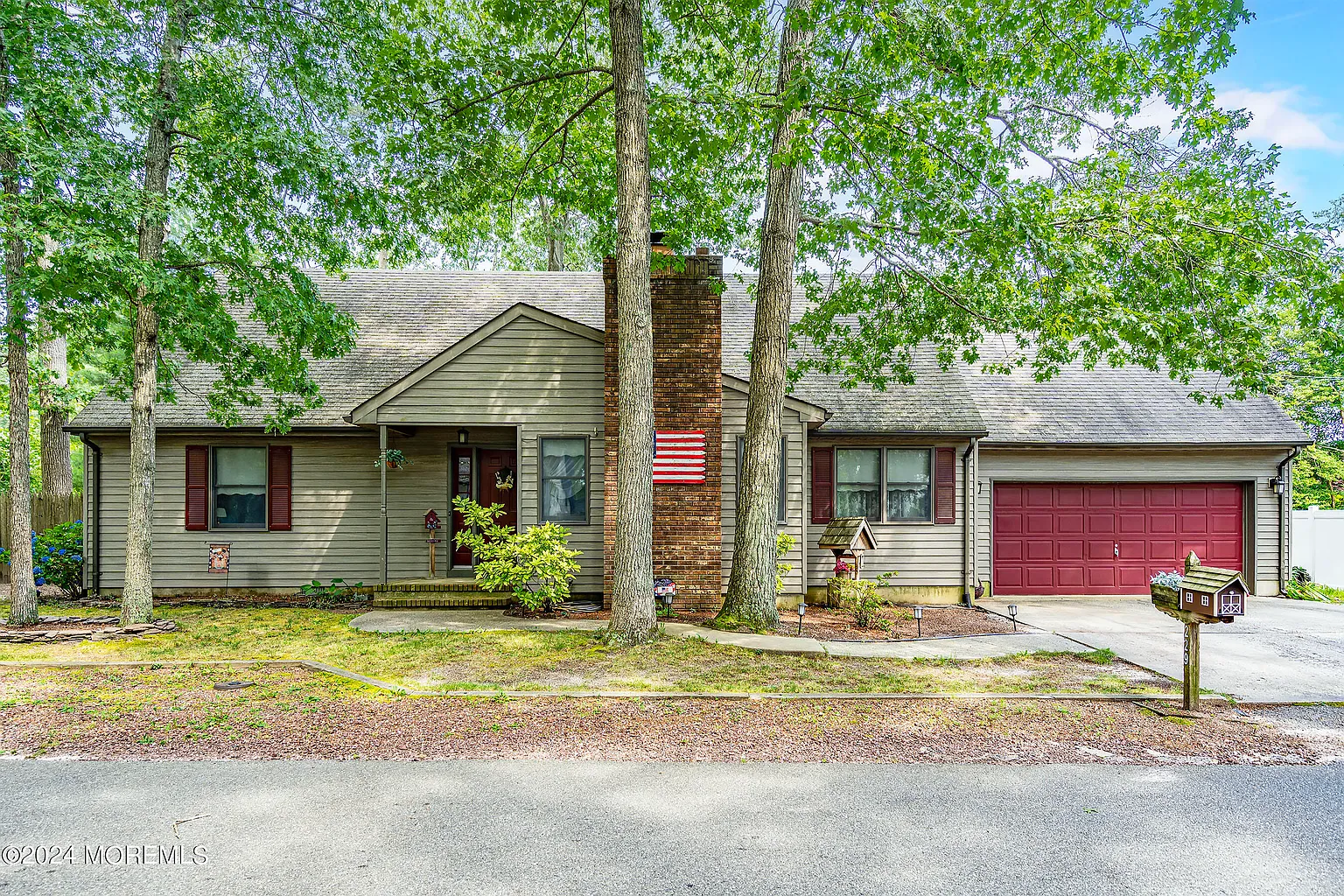 229 Cherokee Trail photo 1