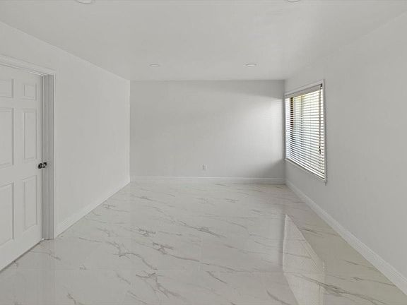 5th image of 12503 Wellington Park Dr